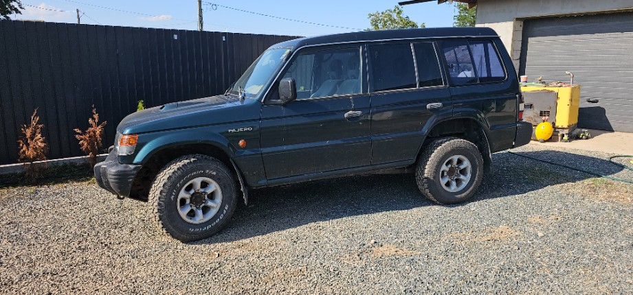 Pajero 2.8 turbo diesel  7 locuri