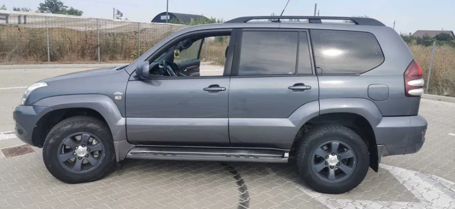 Toyota Land Cruiser 3.0 D-4D, 7 locuri