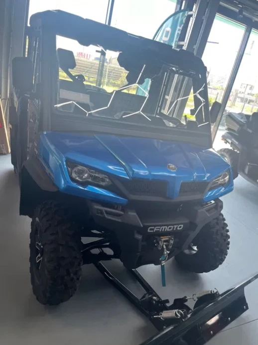 SXS CF Moto UForce 300km
